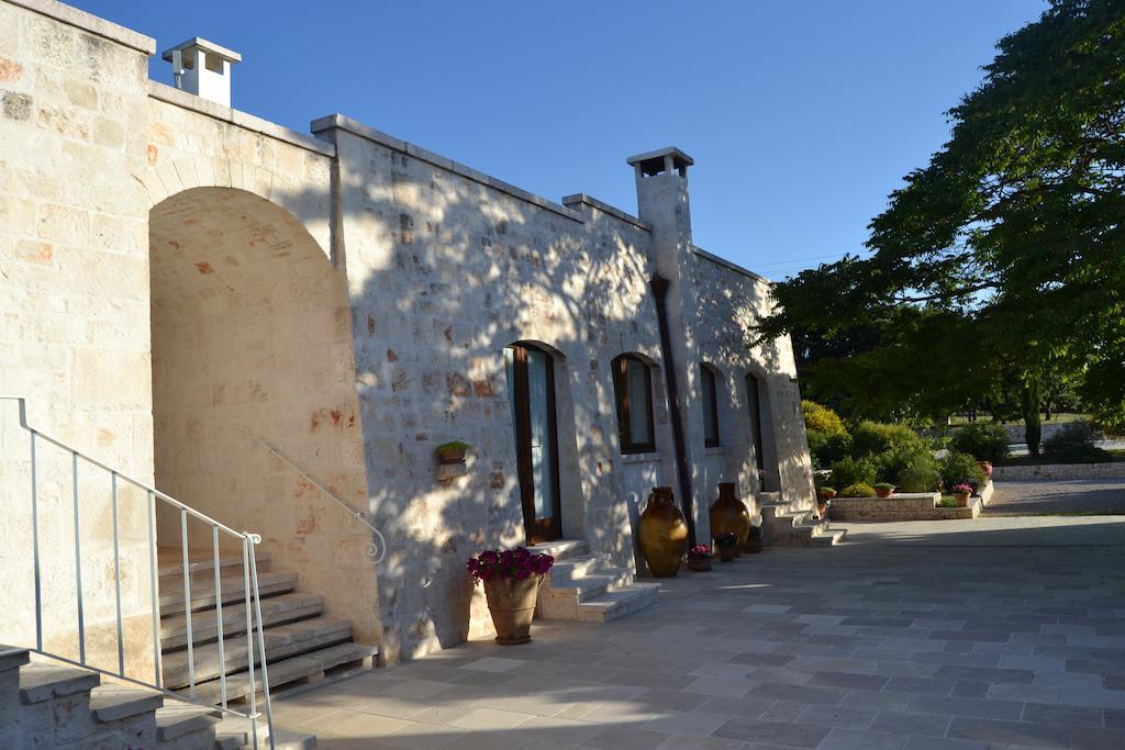 B&B Corte Del Camedrio Чистернино Экстерьер фото