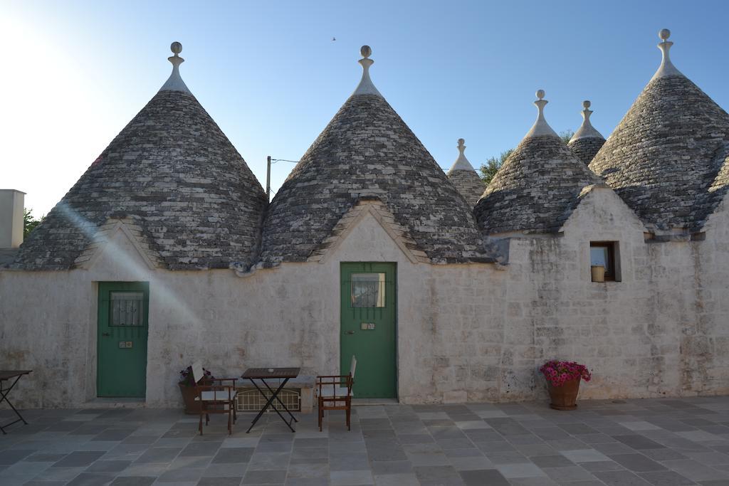 B&B Corte Del Camedrio Чистернино Экстерьер фото